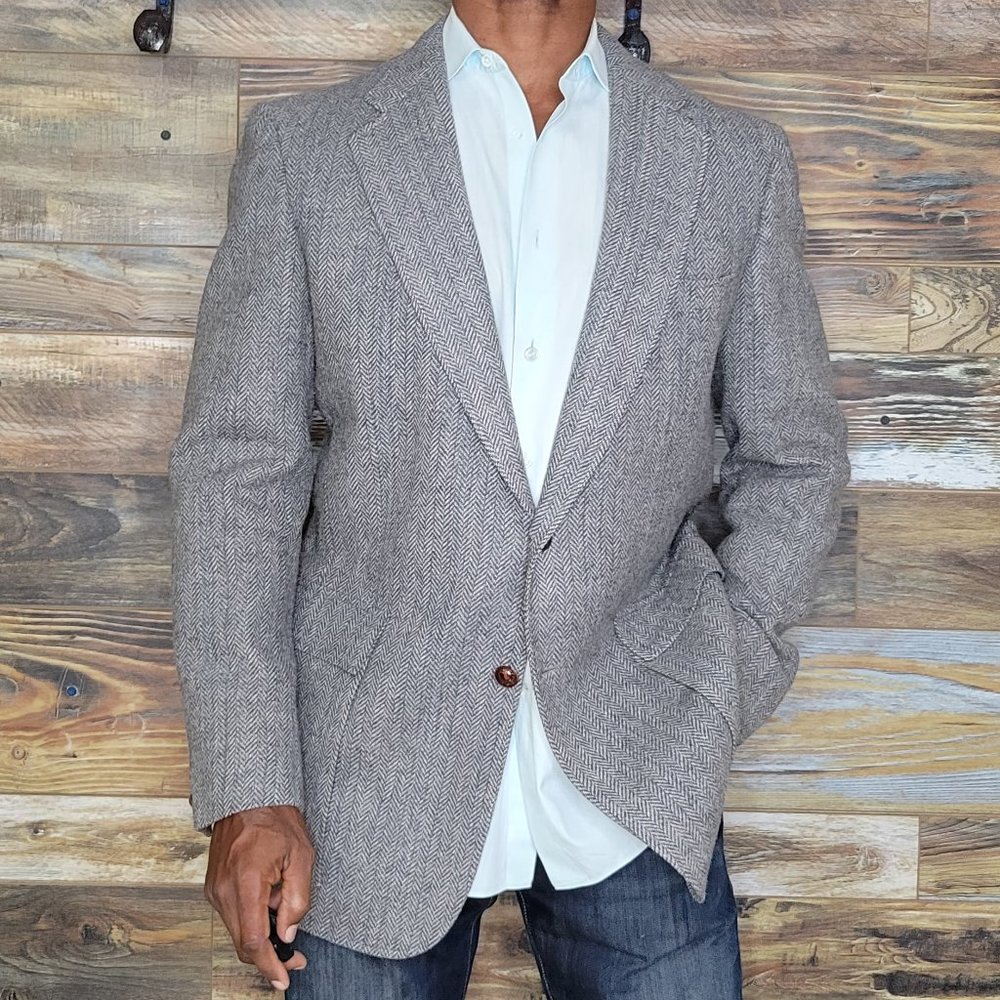 Karoll's USA 100% Wool Tweed Gray Herringbone Blazer Sport Jacket Size 42L